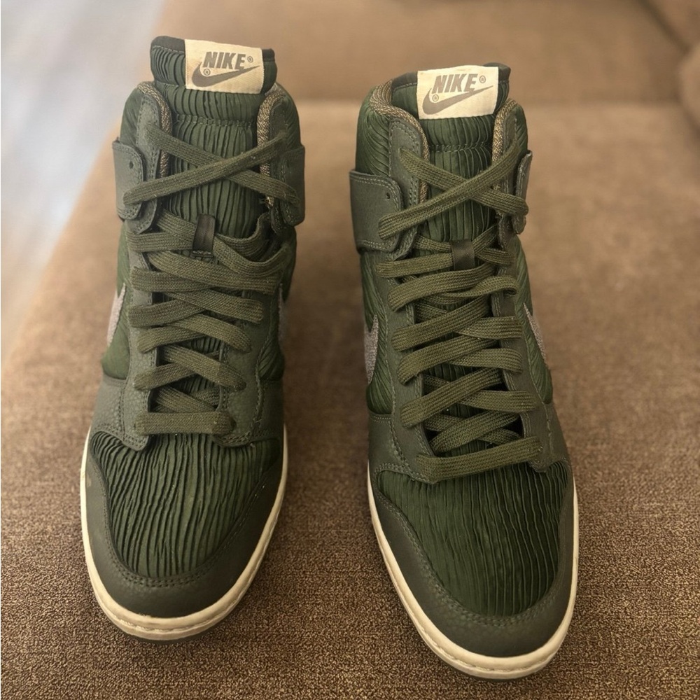 Green Nike dunk wedges